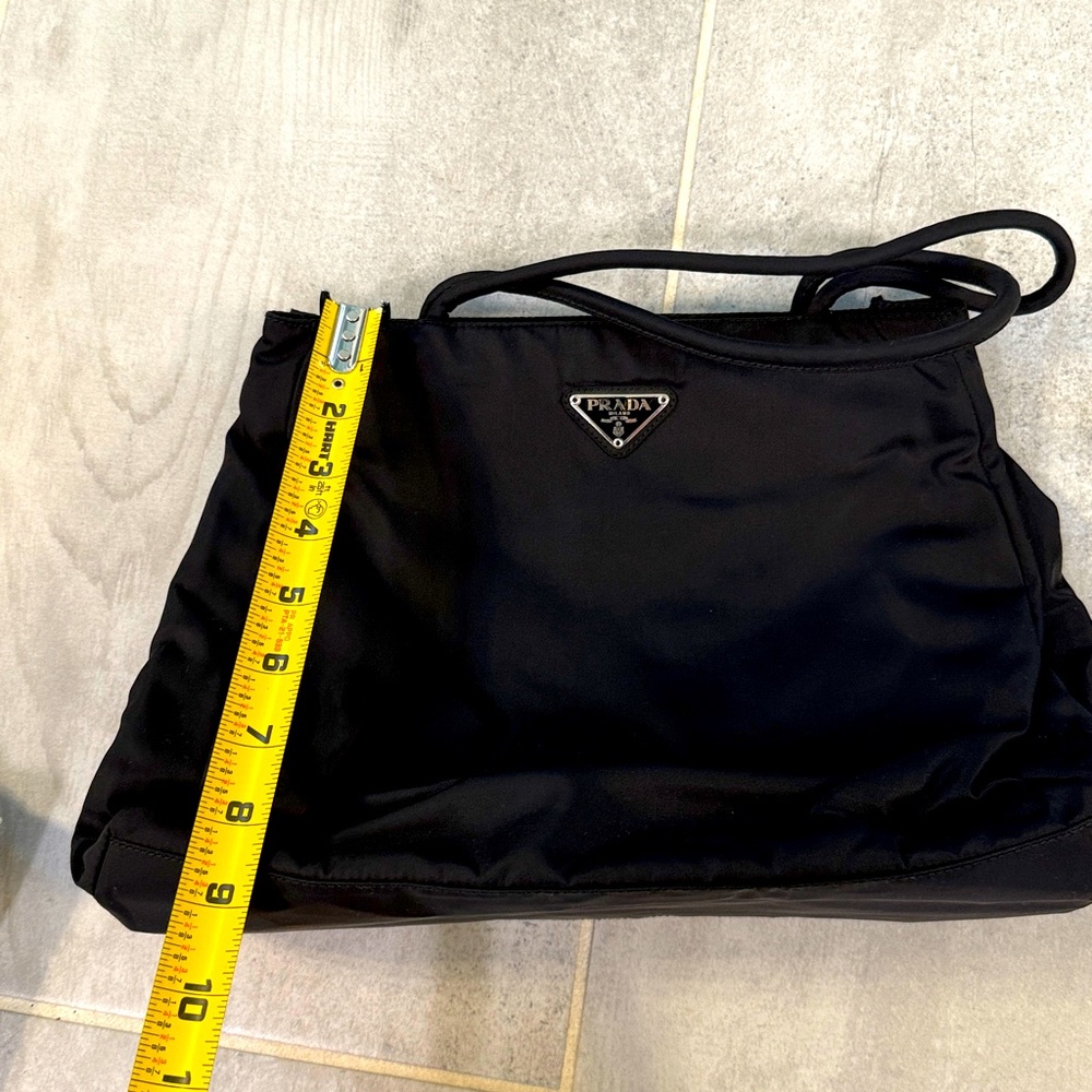 Authentic Prada Black Women's Tote Bag - Picture 8 of 10